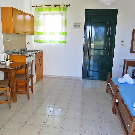 Debby Apartments Ialysos  Ngoại thất bức ảnh