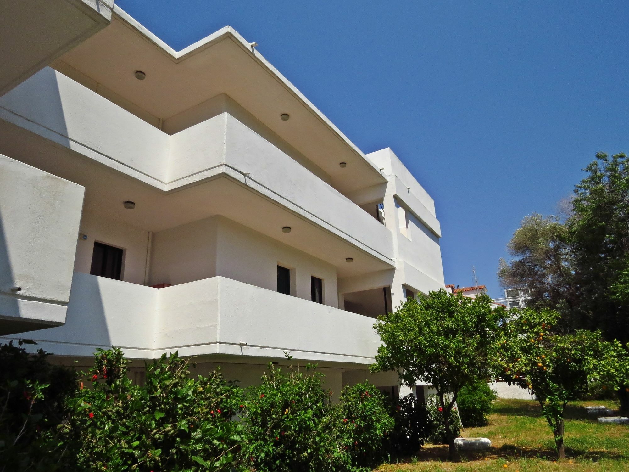 Debby Apartments Ialysos  Ngoại thất bức ảnh