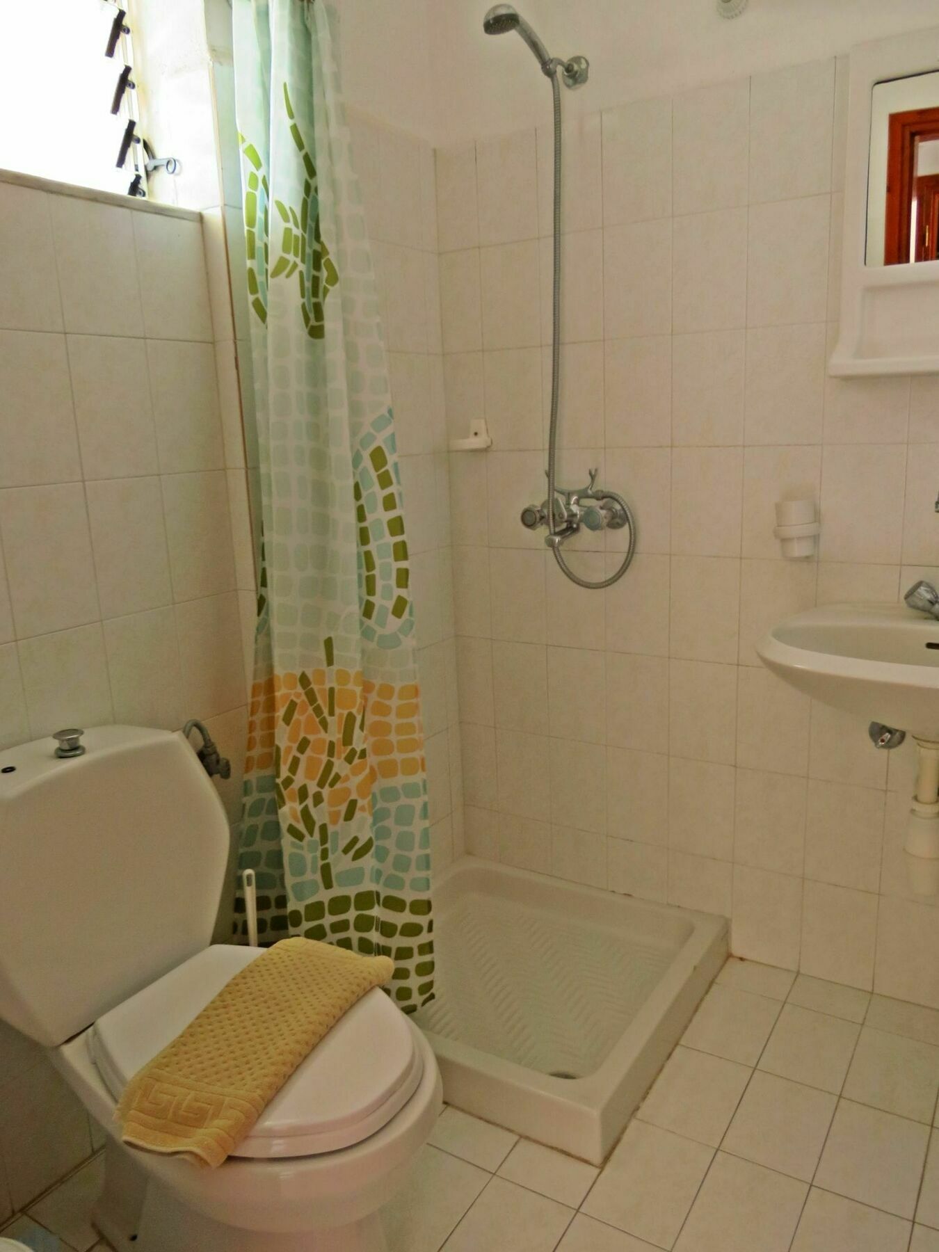 Debby Apartments Ialysos  Ngoại thất bức ảnh