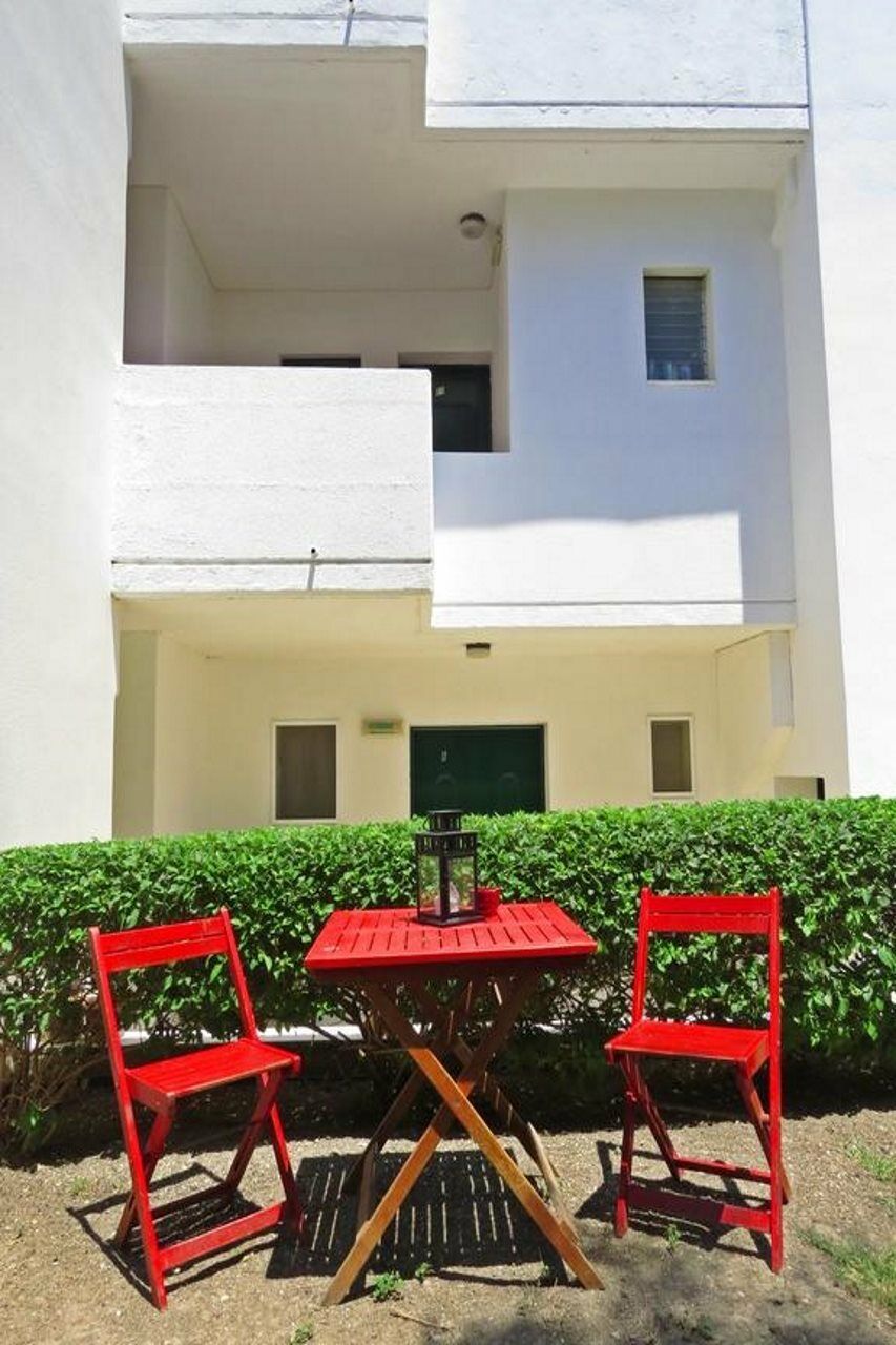 Debby Apartments Ialysos  Ngoại thất bức ảnh